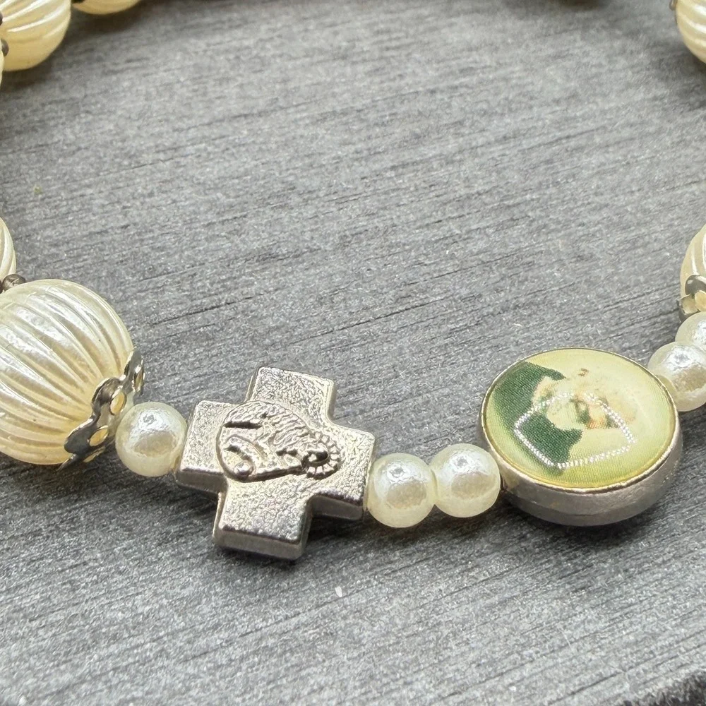 Catholic Devotional Cross Portrait Cream Faux Pearl Stretch Bracelet Religious